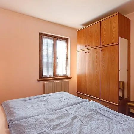 Meridiana 8 ليفينو