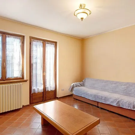 Meridiana 8 ليفينو